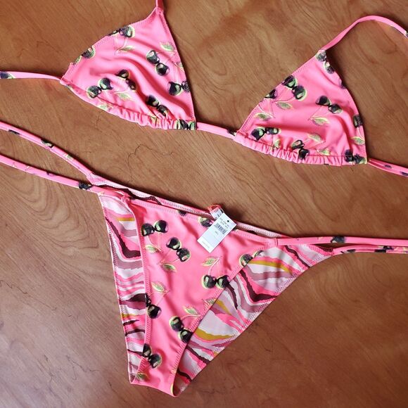 Aerie Bikini Set Sz L Triangle Top Cheeky Bottom Reversible Pink Cherries Zebra - Picture 1 of 11